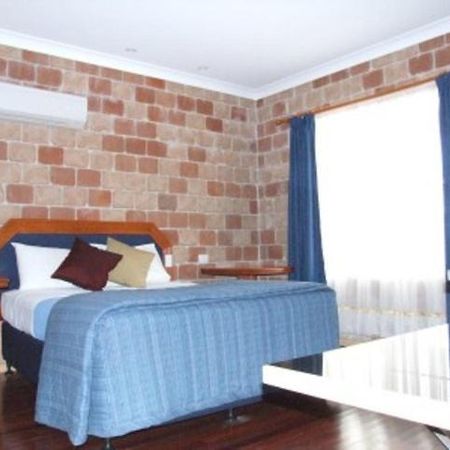 Golfers Inn Тентерфилд Номер фото